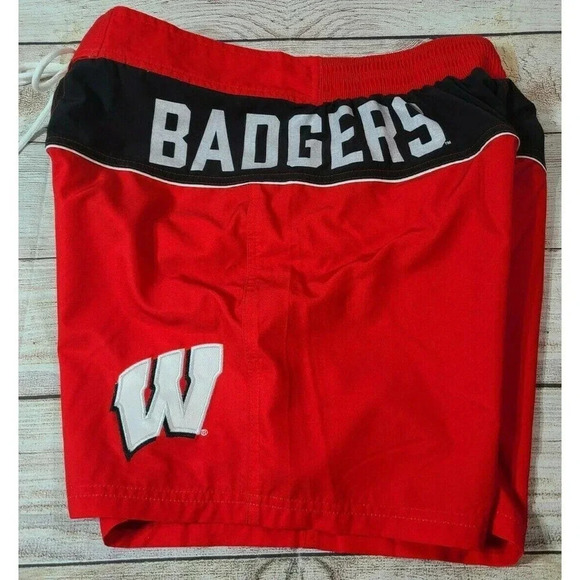 G-III Sports Carl Banks University of Wisconsin Badgers Men's Swim Shorts Large - Picture 3 of 5